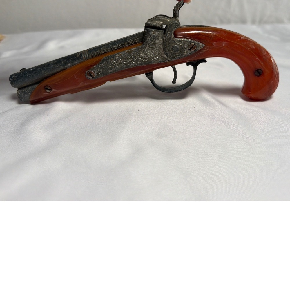 Vintage Hubley Flintlock Toy Pistol Kids *Left Side Does Not Snap*